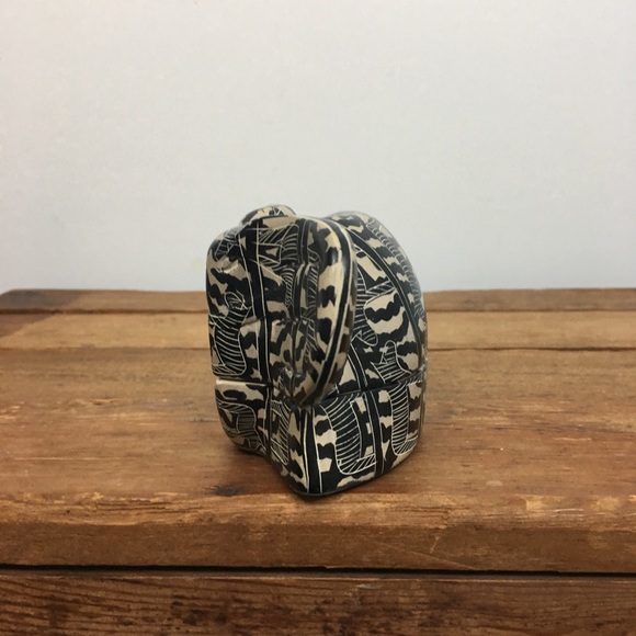 Besmo Kenya Carved Stone Elephant Trinket Dish - Picture 8 of 8